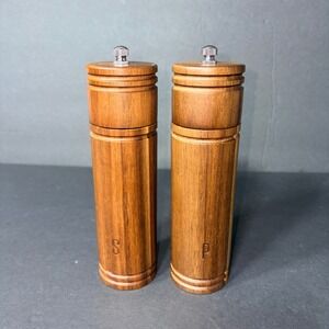 Hearth & Hand Magnolia Acacia Wood Salt Pepper Grinders Matching Set 7.5" Tall